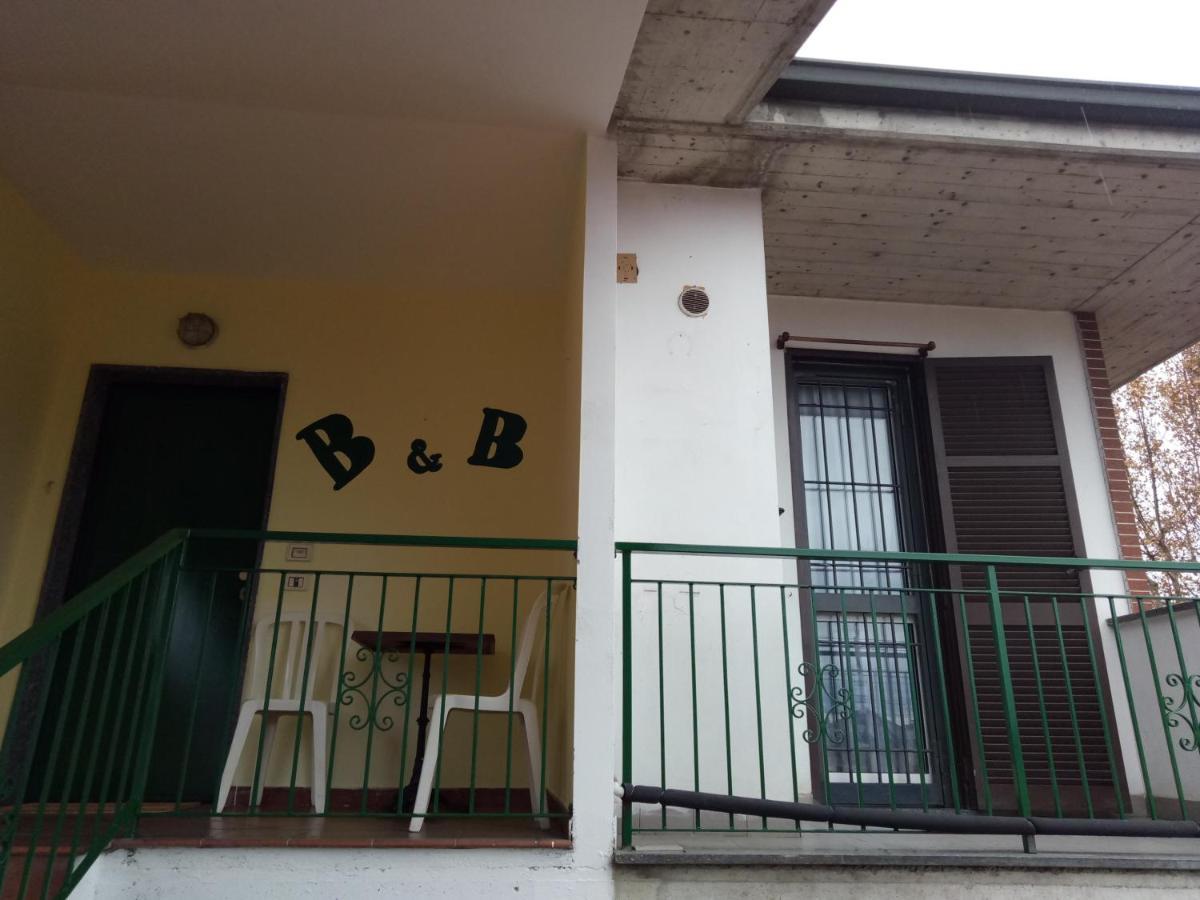 B&B Mike Novi Ligure Zewnętrze zdjęcie